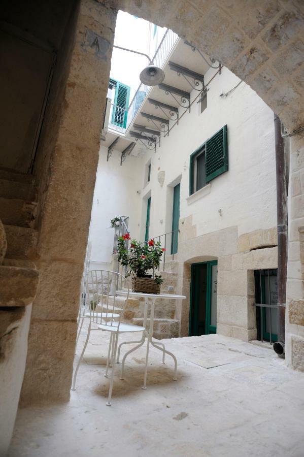 Il Nido Dei Falchi B&B Альтамура Экстерьер фото